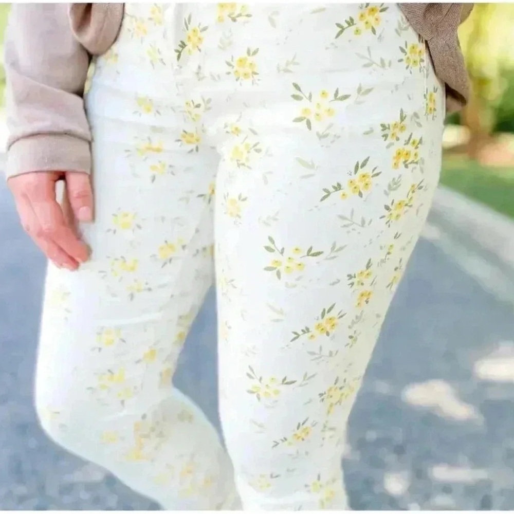 Judy Blue Spring Floral Pants